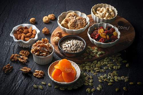 眼鏡伯無添加無烘焙無調味的綜合堅果葡萄乾