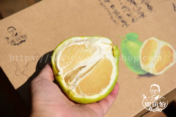 眼鏡伯老欉文旦