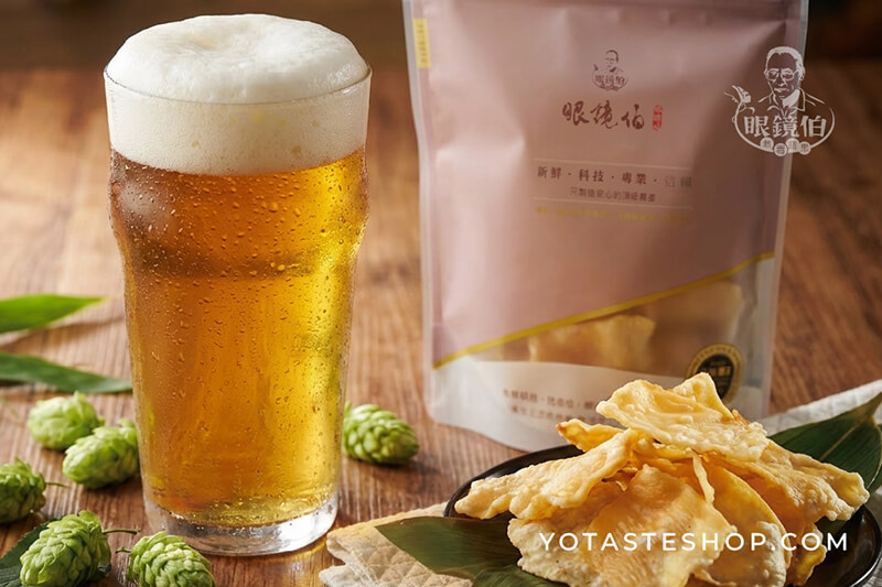 喝啤酒配什麼好?下酒菜首選眼鏡伯「飛卷片」